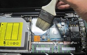 Vệ sinh máy PC - Laptop tại nhà Mỹ Tho Tiền Giang